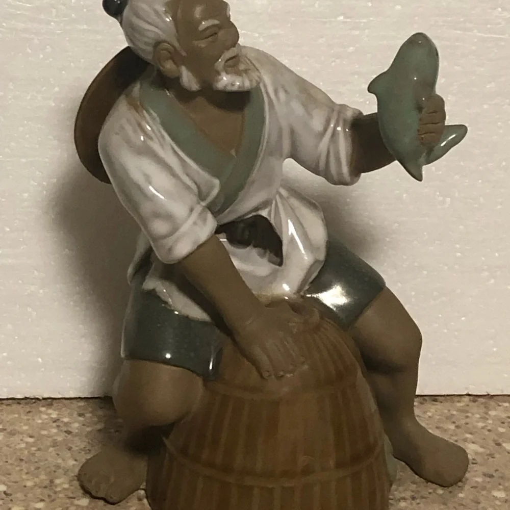 Vintage Asian/Japanese Shiwan Mudman Fisherman Figurine 7